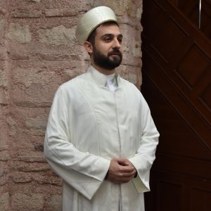 Judge Collar Dotted Robe Cream